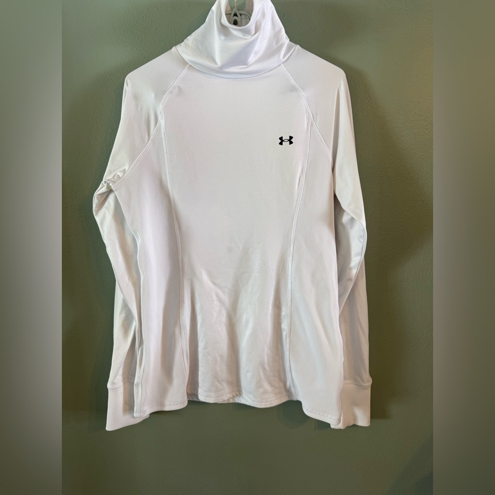 Under Armour Classic White Long Sleeve Top
